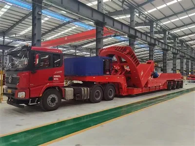 Hogyan biztosítható a betonkeverő pótkocsi megfelelő beállítása vontatás közben?